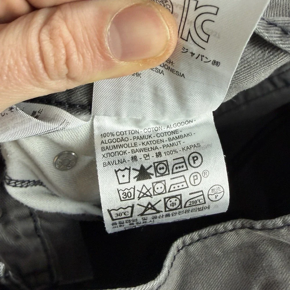 Levis 514 Straight Leg Jeans Mens 26x25.5 Gray Low Rise‎ 100% Cotton Raw Hem - Picture 8 of 15